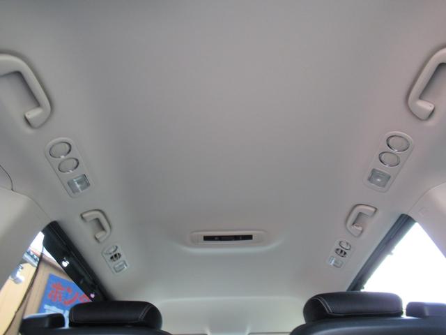 オデッセイ アブソルート　２列目プレミアムクレードルシート　左側パワースライドドア　追突被害軽減ブレーキ　禁煙車　オートＬＥＤヘッドライト　純正インターナビ　サイドエアバッグ　スマートキー２個　前方ドラレコ　バックＣ　ＥＴＣ（56枚目）