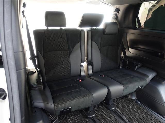 アルファード ２．５Ｓ　タイプゴールド　フルセグ　メモリーナビ　ミュージックプレイヤー接続可　バックカメラ　衝突被害軽減システム　ＥＴＣ　ドラレコ　両側電動スライド　ＬＥＤヘッドランプ　乗車定員７人　３列シート（30枚目）