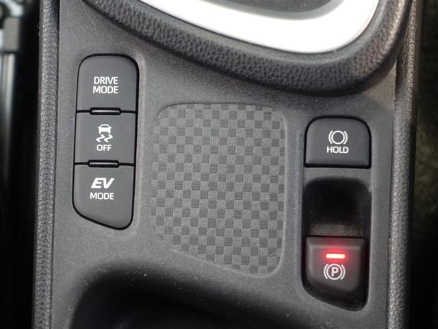 �I�[�g�z�[���h�́A�u���[�L�y�_�����瑫�𗣂��Ă��Ԃ��~��Ԃɕۂ@�\�ŁA�^�]�̕��S���y�����Ă���܂����