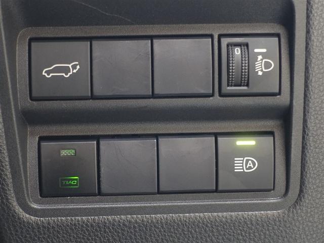 �I�[�g�}�`�b�N�n�C�r�[���Ƃ́A��s�Ԃ�Ό��Ԃ̃��C�g��F�����A�n�C�r�[���ƃ��[�r�[���������Ő؂�ւ���@�\�ł��B�铹�̎��E���m�ۂ��܂��B�ڍׂ͔̔��X�X�^�b�t�܂ł������˂��������B