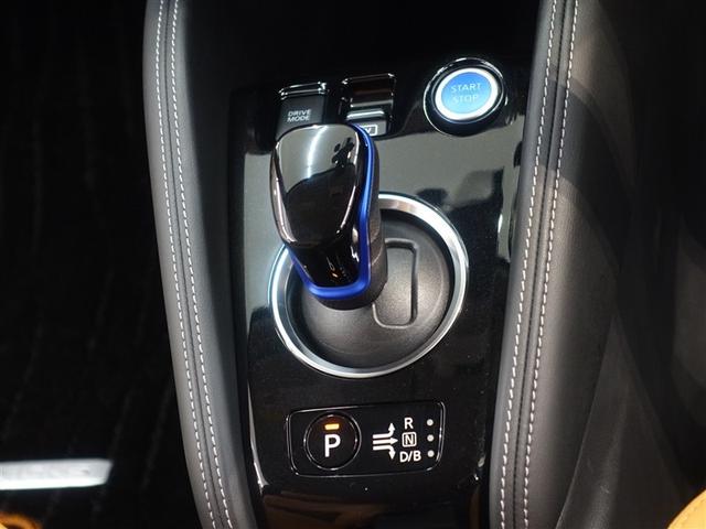 �V�t�g���o�[�͓d�q���䎮�ƂȂ��Ă���܂��������I�ɑ��삷�邱�Ƃ��ł��܂��i�O�O��