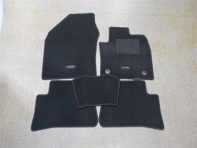 �����t���A�}�b�g�t���ł��I���ς݂ŃL���C�ɂȂ��Ă���܂���