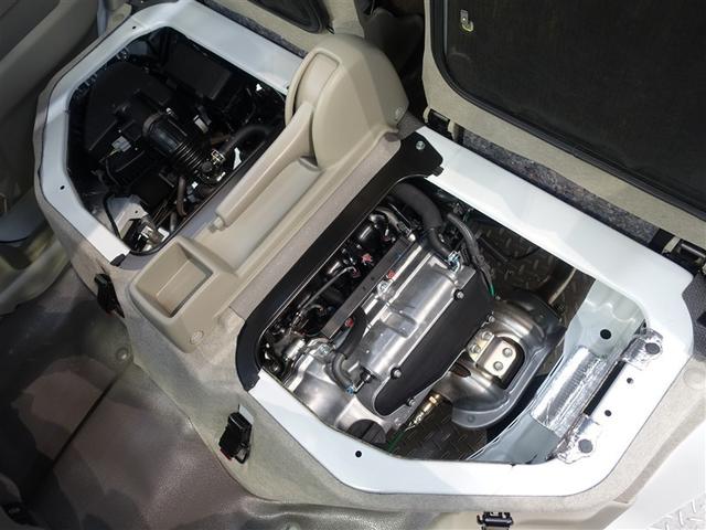 �͋����Ɖ��K���𗼗��������I���\�̃G���W���ł��B���K�ȃh���C�r���O���C�t�������肭�������I