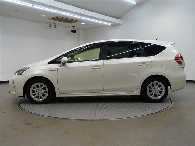 プリウスα Ｓ　ウェルキャブ　福祉車両　フルセグ　メモリーナビ　ＤＶＤ再生　ミュージックプレイヤー接続可　バックカメラ　衝突被害軽減システム　ドラレコ　ＬＥＤヘッドランプ　３列シート（7枚目）