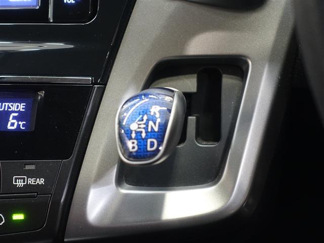 プリウスα Ｓ　ウェルキャブ　福祉車両　フルセグ　メモリーナビ　ＤＶＤ再生　ミュージックプレイヤー接続可　バックカメラ　衝突被害軽減システム　ドラレコ　ＬＥＤヘッドランプ　３列シート（15枚目）