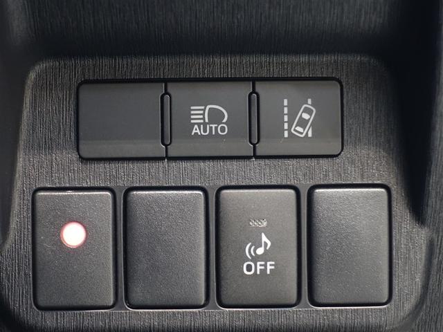 プリウスα Ｓ　ウェルキャブ　福祉車両　フルセグ　メモリーナビ　ＤＶＤ再生　ミュージックプレイヤー接続可　バックカメラ　衝突被害軽減システム　ドラレコ　ＬＥＤヘッドランプ　３列シート（22枚目）