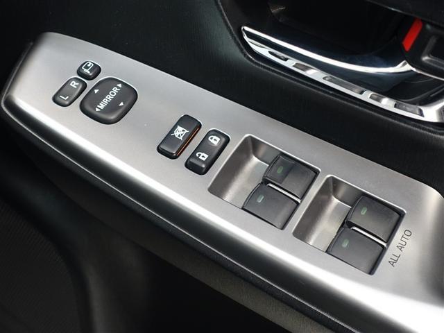 プリウスα Ｓ　ウェルキャブ　福祉車両　フルセグ　メモリーナビ　ＤＶＤ再生　ミュージックプレイヤー接続可　バックカメラ　衝突被害軽減システム　ドラレコ　ＬＥＤヘッドランプ　３列シート（24枚目）