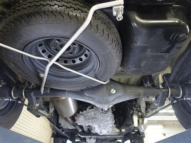 キャリイトラック ＫＣエアコン・パワステ　４ＷＤ　ワンオーナー（24枚目）