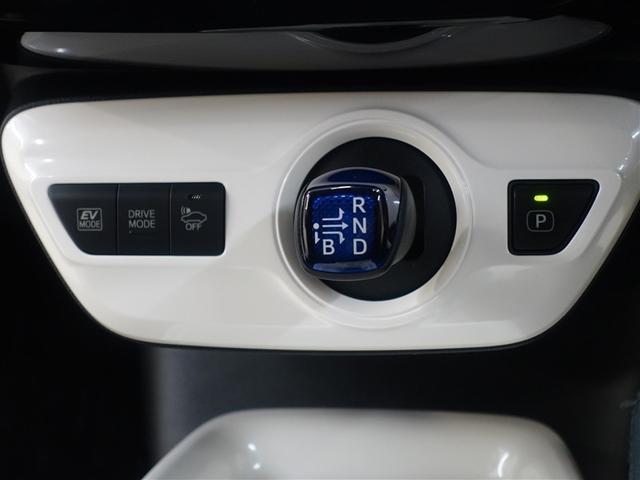 プリウス Ａ　フルセグ　メモリーナビ　ＤＶＤ再生　ミュージックプレイヤー接続可　バックカメラ　衝突被害軽減システム　ＥＴＣ　ＬＥＤヘッドランプ（15枚目）