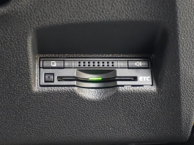 プリウス Ａ　フルセグ　メモリーナビ　ＤＶＤ再生　ミュージックプレイヤー接続可　バックカメラ　衝突被害軽減システム　ＥＴＣ　ＬＥＤヘッドランプ（23枚目）
