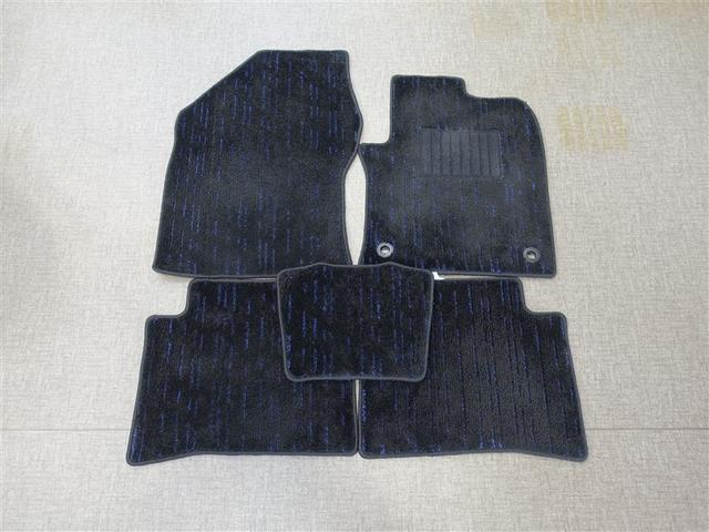 プリウス Ａ　フルセグ　メモリーナビ　ＤＶＤ再生　ミュージックプレイヤー接続可　バックカメラ　衝突被害軽減システム　ＥＴＣ　ＬＥＤヘッドランプ（38枚目）