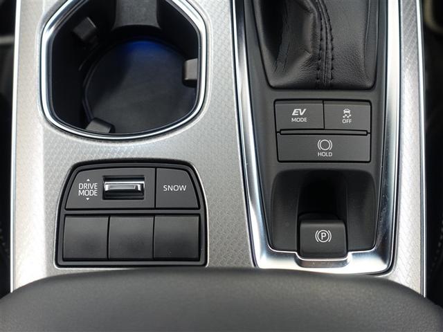 クラウンハイブリッド ＲＳ　リミテッドＩＩ　革シート　フルセグ　メモリーナビ　ＤＶＤ再生　ミュージックプレイヤー接続可　バックカメラ　衝突被害軽減システム　ＥＴＣ　ドラレコ　ＬＥＤヘッドランプ（17枚目）