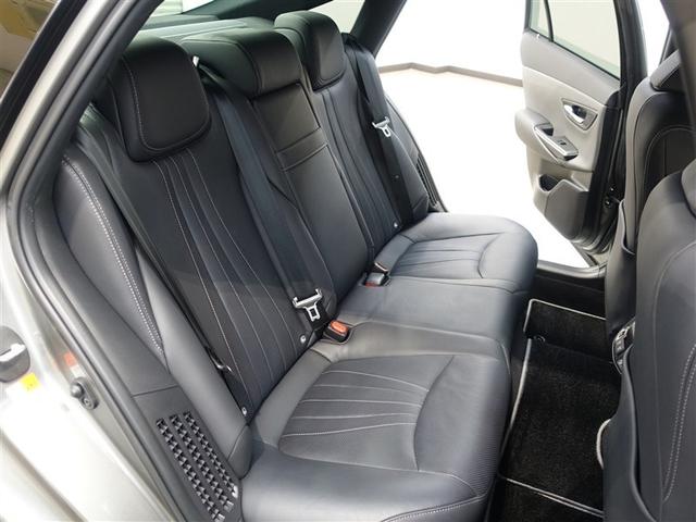 クラウンハイブリッド ＲＳ　リミテッドＩＩ　革シート　フルセグ　メモリーナビ　ＤＶＤ再生　ミュージックプレイヤー接続可　バックカメラ　衝突被害軽減システム　ＥＴＣ　ドラレコ　ＬＥＤヘッドランプ（29枚目）