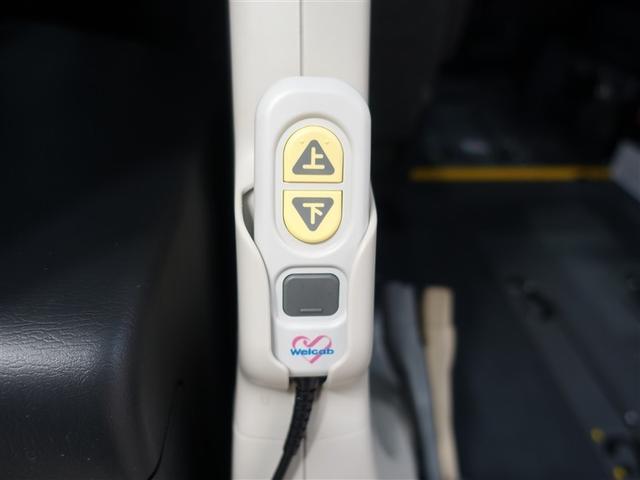 レジアスエースバン DX ウェルキャブ 福祉車両 フルセグ メモリーナビ DVD再生 後席モニター バックカメラ ETC 電動スライドドア 乗車定員10人 3列シート(27枚目)