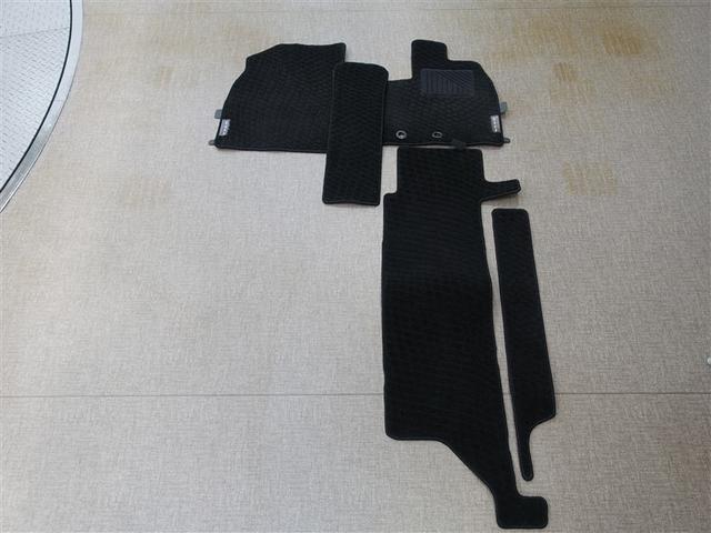 ノア Ｓｉ　ウェルキャブ　福祉車両　フルセグ　メモリーナビ　ＤＶＤ再生　後席モニター　バックカメラ　衝突被害軽減システム　ＥＴＣ　ドラレコ　両側電動スライド　ＬＥＤヘッドランプ　乗車定員７人　３列シート　アイドリングストップ（38枚目）