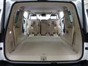 後部座席を倒せば荷室を更に拡大。大きな荷物でも対応できるので使い勝手も広がります