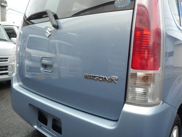 ワゴンＲ ＦＸ　キーレスエントリー＋Ｏ／Ｄ付き４速コラムオートマ＋電格付ドアミラー＋タイミングチェーン式＋ブルーブラックツートーン＋走行５万９千キロ台＋内外装クリーニングバフポリッシャー仕上げ（23枚目）