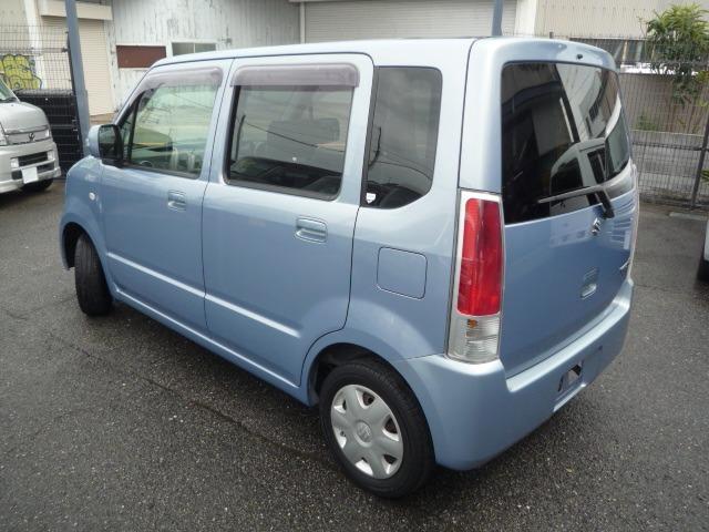 ワゴンＲ ＦＸ　キーレスエントリー＋Ｏ／Ｄ付き４速コラムオートマ＋電格付ドアミラー＋タイミングチェーン式＋ブルーブラックツートーン＋走行５万９千キロ台＋内外装クリーニングバフポリッシャー仕上げ（30枚目）