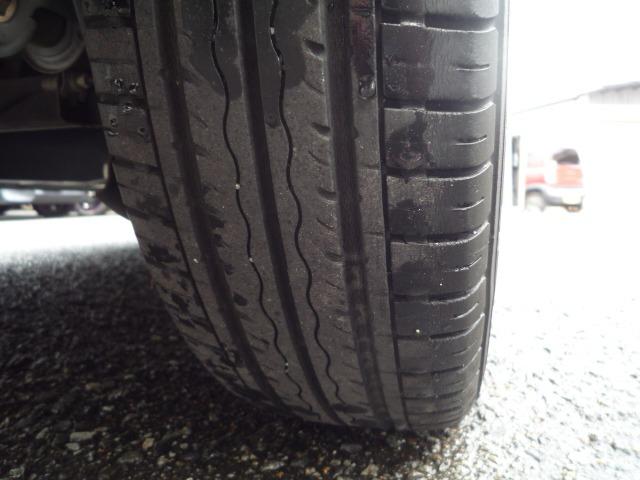 ワゴンＲ ＦＸ　キーレスエントリー＋Ｏ／Ｄ付き４速コラムオートマ＋電格付ドアミラー＋タイミングチェーン式＋ブルーブラックツートーン＋走行５万９千キロ台＋内外装クリーニングバフポリッシャー仕上げ（77枚目）