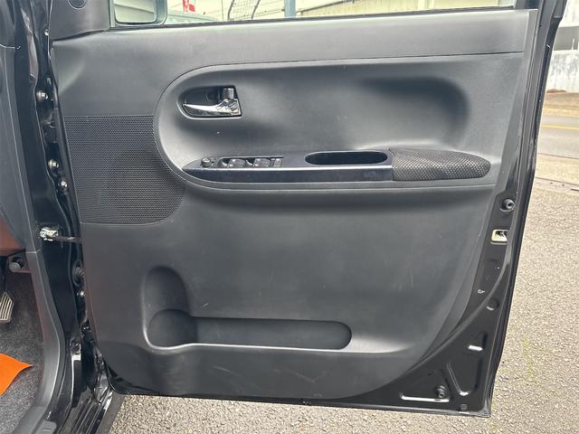 タント カスタムＸ　トップエディションＳＡＩＩＩ　キーレスエントリー＋Ｏ／Ｄ付き４速コラムオートマ＋電格付ドアミラー＋タイミングチェーン式＋ブルーブラックツートーン＋内外装クリーニングバフポリッシャー仕上げ（61枚目）