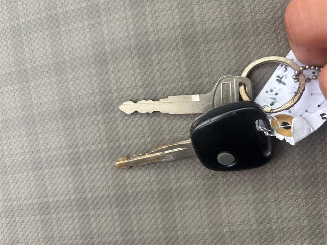 エブリイ ＰＡ　地区限定　ＡＴ　キーレス　パワーウィンドウ　ワンセグナビ　ダウンサス　社外１５インチアルミホイール　ルーフキャリア　スモークフィルム　ＣＤ　集中ドアロック（73枚目）