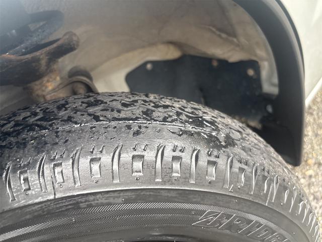 エブリイ ジョインターボ 5速マニュアル車 ハイルーフ ETC 電格ミラー フォグランプ 全席パワーウインド リア分割シート マットブラックホイール リアヒーター付 カーボンピラー プライバシーガラス CDステレオ(15枚目)