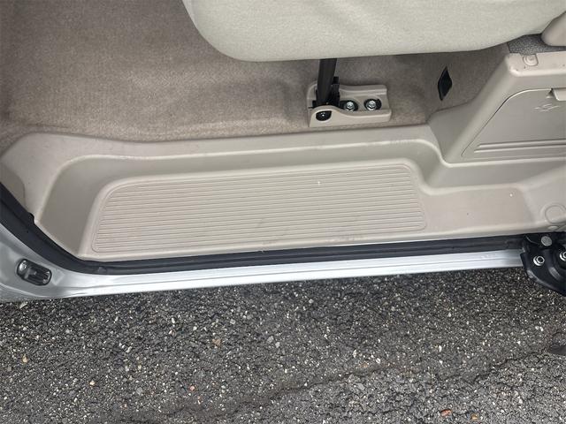 エブリイ ジョインターボ 5速マニュアル車 ハイルーフ ETC 電格ミラー フォグランプ 全席パワーウインド リア分割シート マットブラックホイール リアヒーター付 カーボンピラー プライバシーガラス CDステレオ(46枚目)