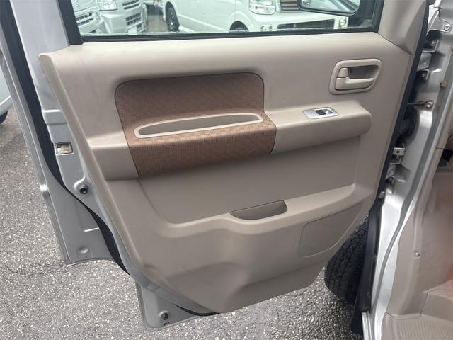 エブリイ ジョインターボ 5速マニュアル車 ハイルーフ ETC 電格ミラー フォグランプ 全席パワーウインド リア分割シート マットブラックホイール リアヒーター付 カーボンピラー プライバシーガラス CDステレオ(51枚目)