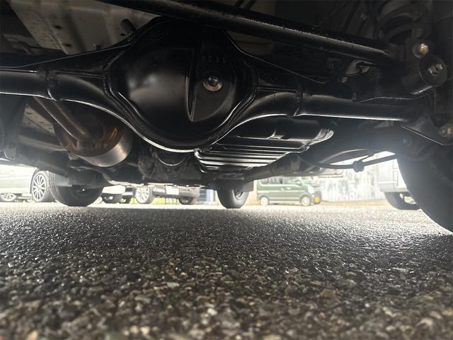 エブリイ ジョインターボ 5速マニュアル車 ハイルーフ ETC 電格ミラー フォグランプ 全席パワーウインド リア分割シート マットブラックホイール リアヒーター付 カーボンピラー プライバシーガラス CDステレオ(66枚目)