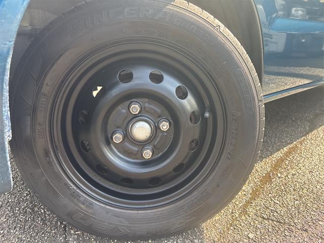 スクラムワゴン ＰＸ　ハイルーフ　オートマ　タイミングチェーン　キーレスエントリー　リアヒーター付　分割シート　マットブラックホイール　フルフラットシート　ワンセグナビ　ＥＴＣ　全席パワーウィンドウ（11枚目）