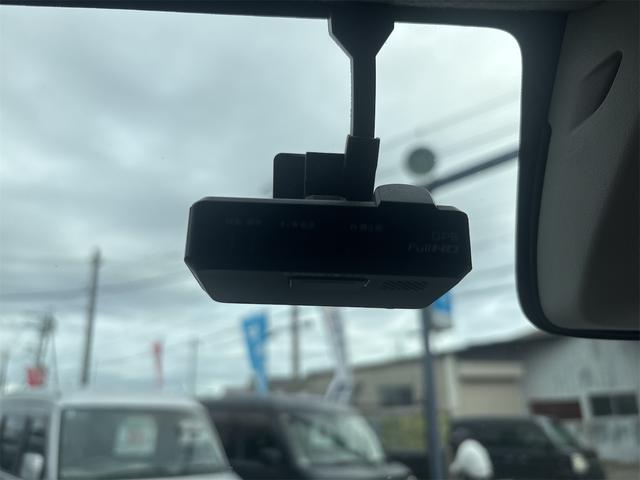 ＮＶ１００クリッパーリオ Ｅ　電動スライドドア　フルセグナビ　Ｂｌｕｅｔｏｏｔｈ　ＵＳＢ　　ＥＴＣ　衝突軽減ブレーキ　バックカメラ　ディスチャージ　ドラレコ　社外１４インチアルミ　電格ミラー　キーフリー　オートライト（66枚目）