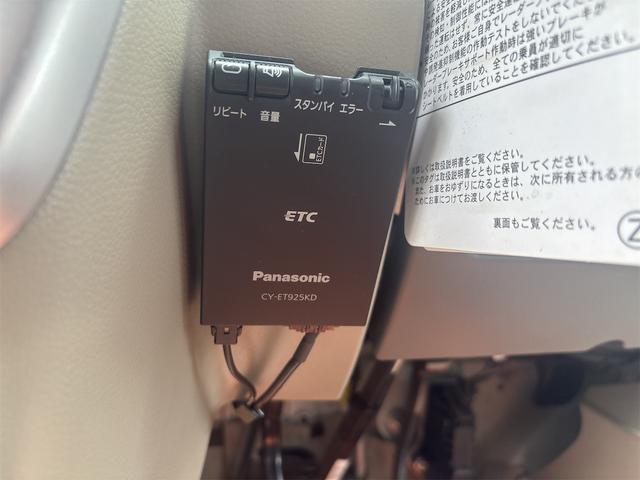 エブリイワゴン ＰＺターボ　電動スライドドア　レーダーブレーキサポート　　Ｂｌｕｅｔｏｏｔｈ　ディスチャージ　フォグランプ　キーフリー　オートエアコン　電格付ドアミラー　イージークローザー　オートライト　ステアリングリモコン（55枚目）