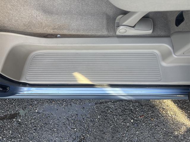 エブリイワゴン ＰＺターボ　電動スライドドア　ディスチャージ　フルセグテレビナビ　バックカメラ　フォグランプ　オートエアコン　電格付ドアミラー　イージークローザー　リアヒーター（48枚目）