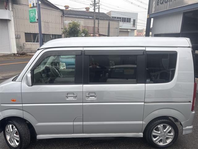 エブリイワゴン ＰＺターボスペシャル　ハイルーフ　両側電動スライドドア　フルセグナビ　キーレス　Ｂｌｕｅｔｏｏｔｈ　ＥＴＣ　ディスチャージ　電動格納ミラー　プライバシーガラス　純正１４インチアルミ　オートステップ（17枚目）