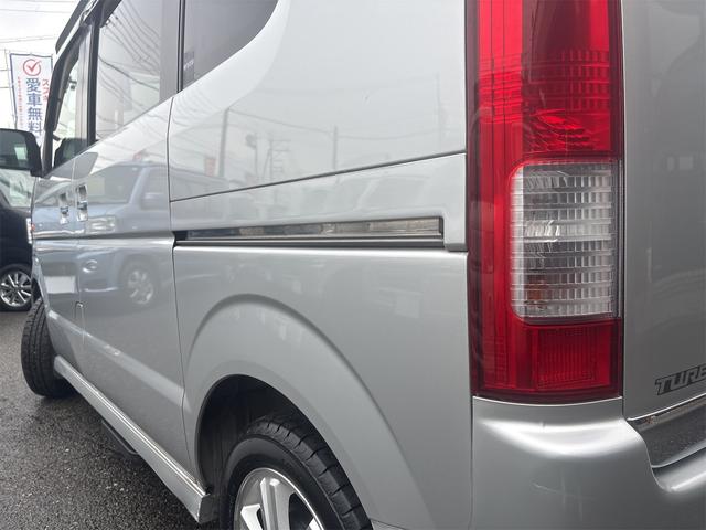 エブリイワゴン ＰＺターボスペシャル　ハイルーフ　両側電動スライドドア　フルセグナビ　キーレス　Ｂｌｕｅｔｏｏｔｈ　ＥＴＣ　ディスチャージ　電動格納ミラー　プライバシーガラス　純正１４インチアルミ　オートステップ（21枚目）