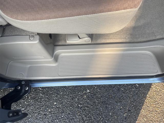 エブリイワゴン ＪＰターボ　４ＡＴ　走行５万ｋｍ台　電格付ドアミラー　イージークローザー　リアヒーター　ＥＴＣ　キーレス　純正ＣＤステレオ（56枚目）