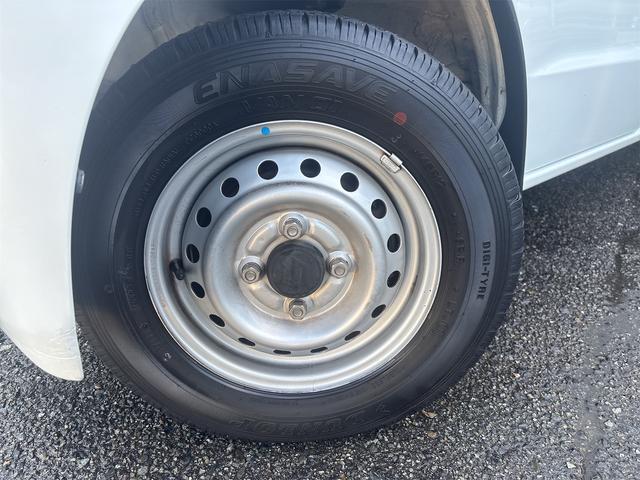 エブリイ ＰＣリミテッド　４ＡＴ　キーレス　パワーウィンドウ　電動格納ミラー　ベンチシート　プライバシーガラス　純正ワンセグナビ（12枚目）