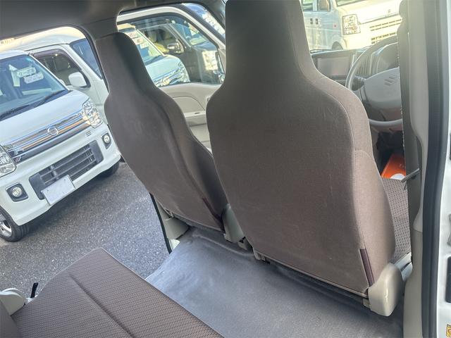 エブリイ ＰＣリミテッド　４ＡＴ　キーレス　パワーウィンドウ　電動格納ミラー　ベンチシート　プライバシーガラス　純正ワンセグナビ（47枚目）