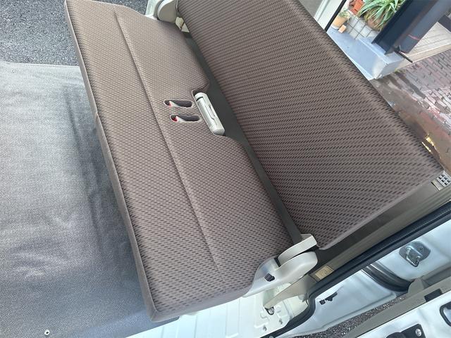 エブリイ ＰＣリミテッド　４ＡＴ　キーレス　パワーウィンドウ　電動格納ミラー　ベンチシート　プライバシーガラス　純正ワンセグナビ（63枚目）