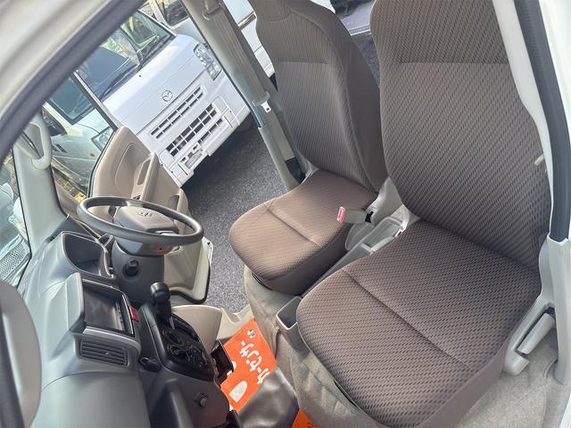 エブリイ ＰＣリミテッド　４ＡＴ　キーレス　パワーウィンドウ　電動格納ミラー　ベンチシート　プライバシーガラス　純正ワンセグナビ（65枚目）