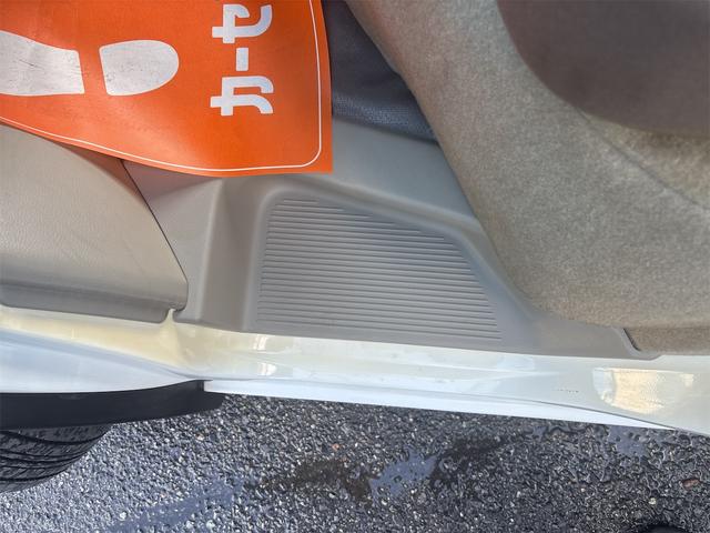 エブリイ ＰＣリミテッド　４ＡＴ　キーレス　パワーウィンドウ　電動格納ミラー　ベンチシート　プライバシーガラス　純正ワンセグナビ（67枚目）