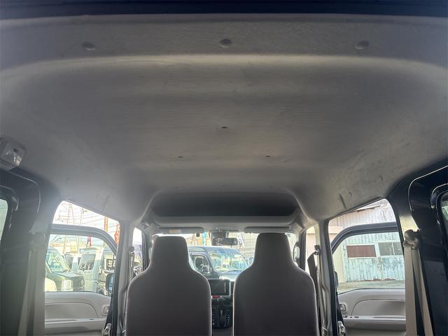 エブリイ ＰＣリミテッド　４ＡＴ　フルセグナビ　Ｂｌｕｅｔｏｏｔｈ　ＥＴＣ　衝突軽減ブレーキ　コーナーセンサー　バックカメラ　電動格納ミラー　パワーウィンドウ　キーレス　プライバシーガラス（42枚目）