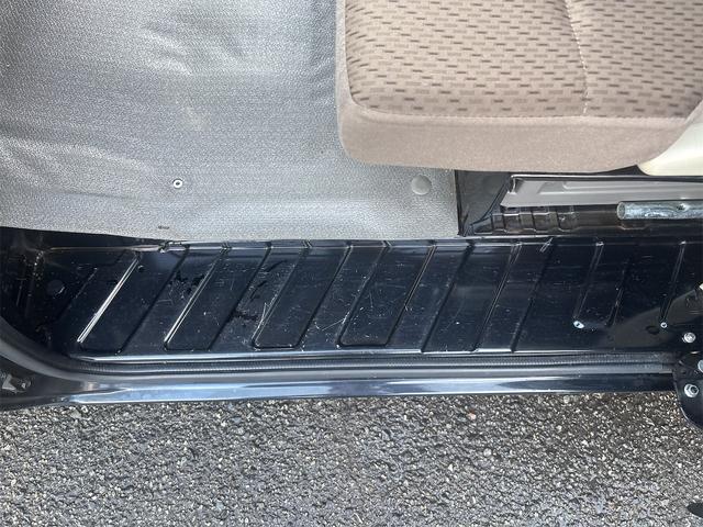 エブリイ ＰＣリミテッド　４ＡＴ　フルセグナビ　Ｂｌｕｅｔｏｏｔｈ　ＥＴＣ　衝突軽減ブレーキ　コーナーセンサー　バックカメラ　電動格納ミラー　パワーウィンドウ　キーレス　プライバシーガラス（44枚目）