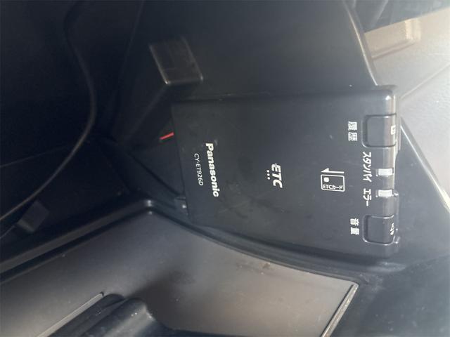 エブリイ ＰＣリミテッド　４ＡＴ　フルセグナビ　Ｂｌｕｅｔｏｏｔｈ　ＥＴＣ　衝突軽減ブレーキ　コーナーセンサー　バックカメラ　電動格納ミラー　パワーウィンドウ　キーレス　プライバシーガラス（53枚目）