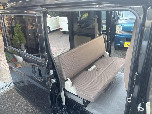 エブリイ ＰＣリミテッド　４ＡＴ　フルセグナビ　Ｂｌｕｅｔｏｏｔｈ　ＥＴＣ　衝突軽減ブレーキ　コーナーセンサー　バックカメラ　電動格納ミラー　パワーウィンドウ　キーレス　プライバシーガラス（54枚目）