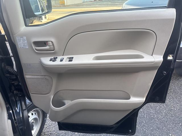 エブリイ ＰＣリミテッド　４ＡＴ　フルセグナビ　Ｂｌｕｅｔｏｏｔｈ　ＥＴＣ　衝突軽減ブレーキ　コーナーセンサー　バックカメラ　電動格納ミラー　パワーウィンドウ　キーレス　プライバシーガラス（57枚目）