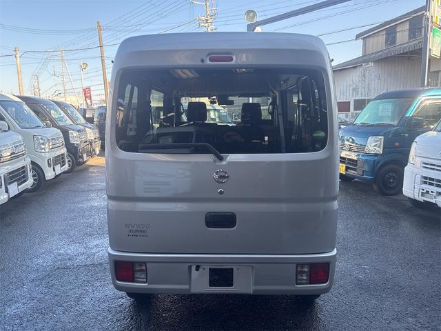 ＮＶ１００クリッパーバン ＧＸターボ　４ＡＴ　Ｂｌｕｅｔｏｏｔｈ　ＥＴＣ　衝突軽減ブレーキ　バックカメラ　前後ドラレコ　電動格納ミラー　パワーウィンドウ　キーレス　プライバシーガラス（24枚目）