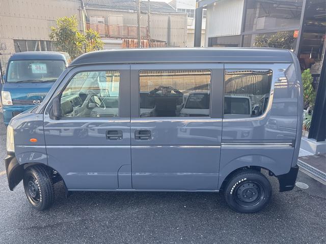 エブリイ PA グレー×ブラック2トーン塗装 社外LEDテールランプ流れるウインカー カーボン調ピラー ラプター塗装 OPTちょい上げリフトアップキット35mm OPT社外キーレスリモコン(17枚目)