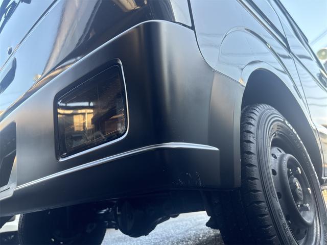 エブリイ PA グレー×ブラック2トーン塗装 社外LEDテールランプ流れるウインカー カーボン調ピラー ラプター塗装 OPTちょい上げリフトアップキット35mm OPT社外キーレスリモコン(28枚目)