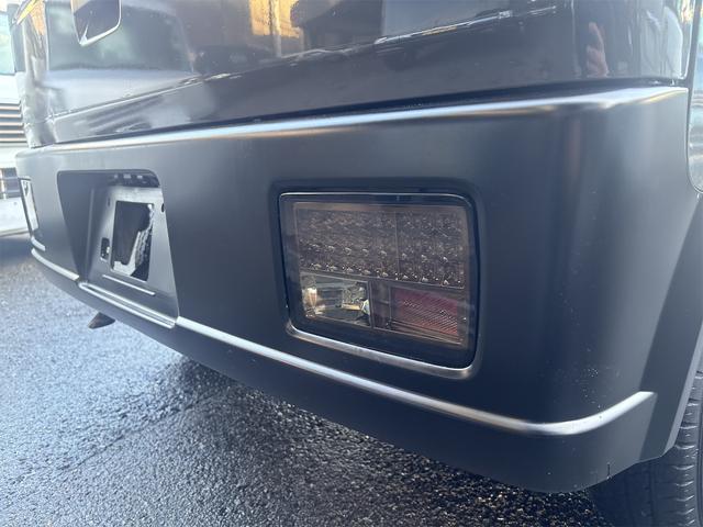 エブリイ PA グレー×ブラック2トーン塗装 社外LEDテールランプ流れるウインカー カーボン調ピラー ラプター塗装 OPTちょい上げリフトアップキット35mm OPT社外キーレスリモコン(31枚目)